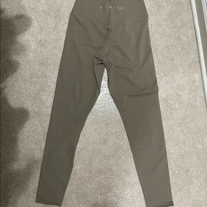 Vitality Cloud Pant in Graphite